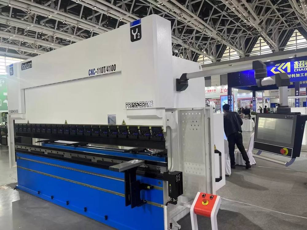 KECMT booth at the China Eurasia industrial exhibition in Xi'an 2024, photo 4