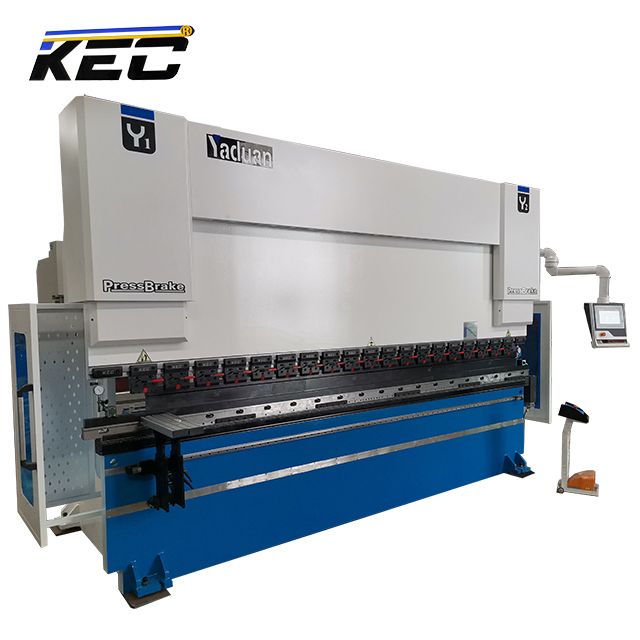 KEC Yaduan CNC press brake, the machine side of the robotic cell